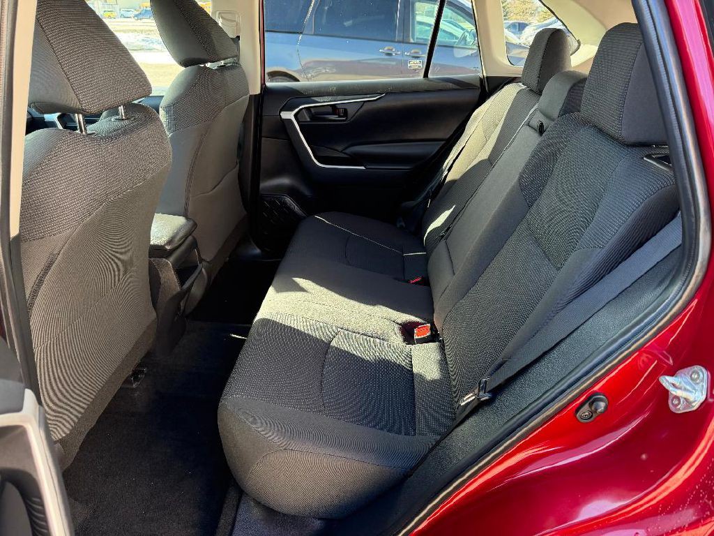 2021 Toyota Rav4 Image 8