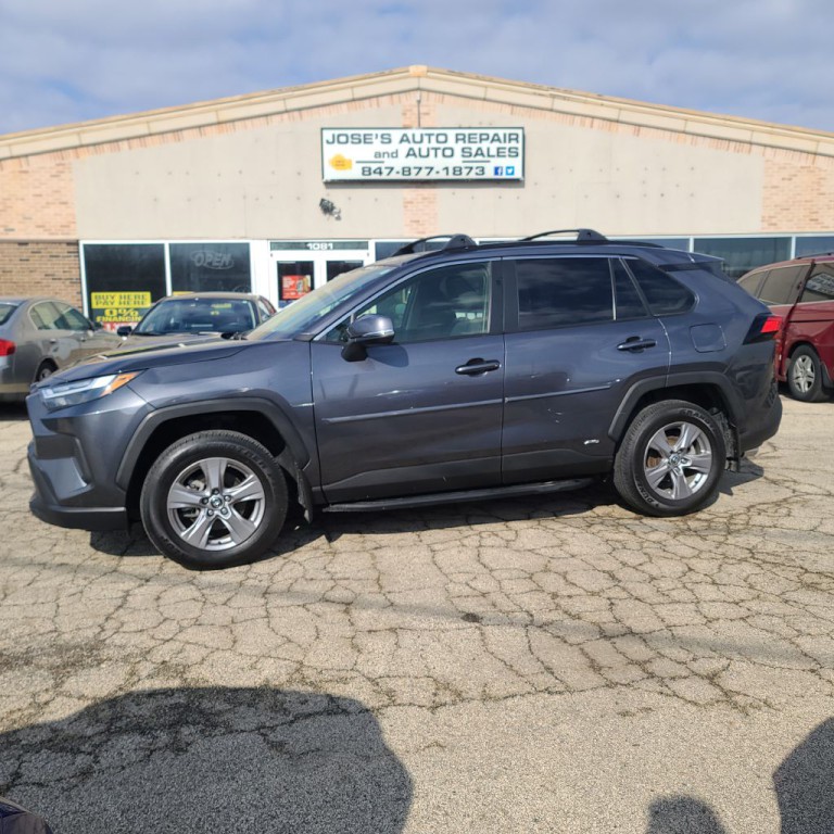 2023 Toyota Rav4 Image 3