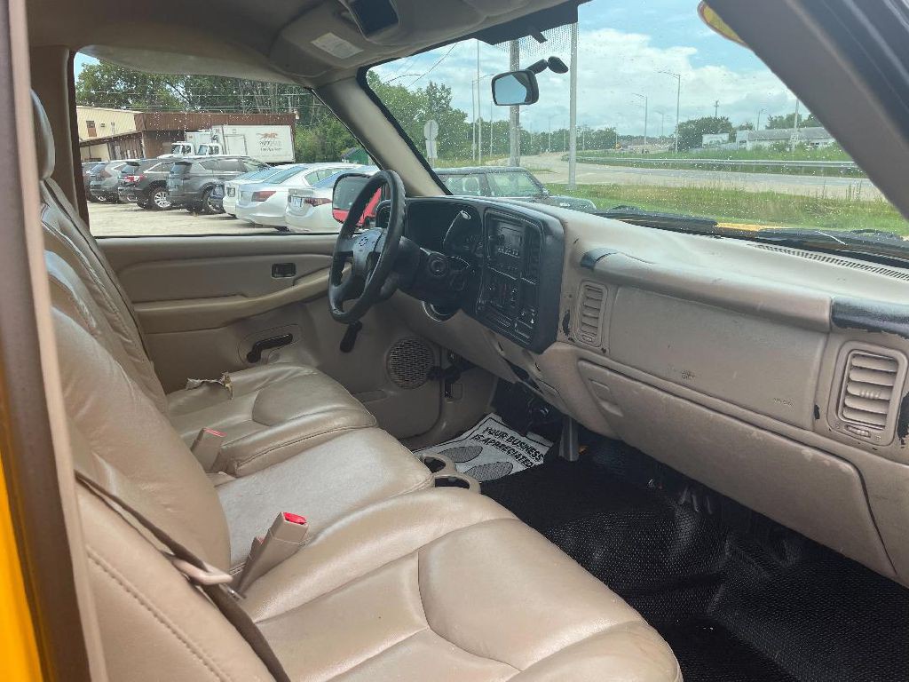 2004 Chevrolet Silverado 1500 Image 7