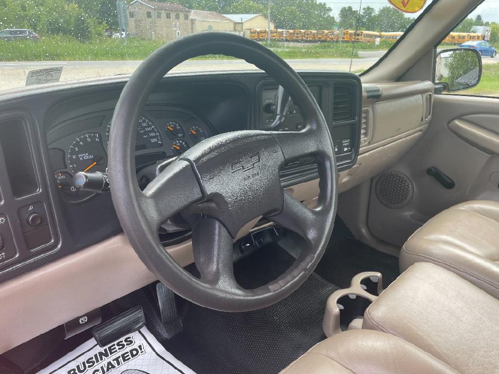 2004 Chevrolet Silverado 1500 Image 9