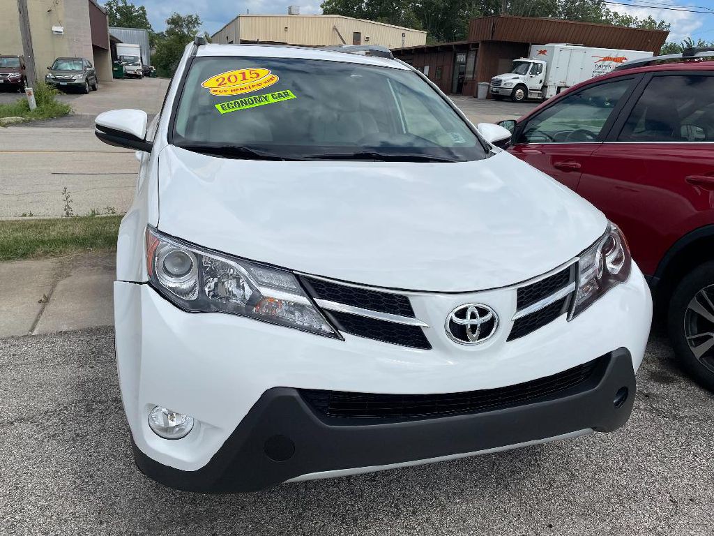 2015 Toyota Rav4 Image 2