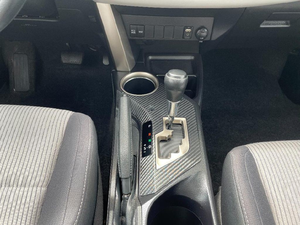 2015 Toyota Rav4 Image 16