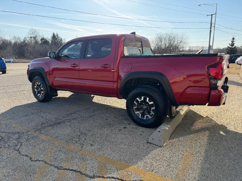 2018 Toyota Tacoma Image 4