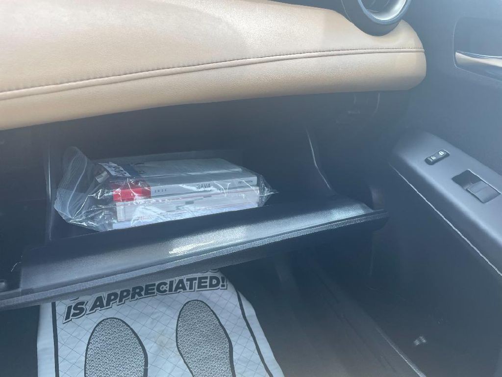 2016 Toyota Rav4 Image 15