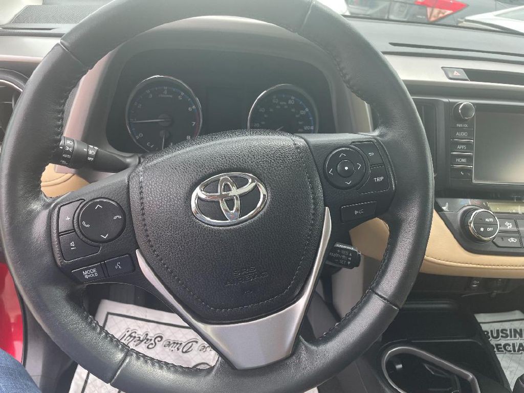 2016 Toyota Rav4 Image 17