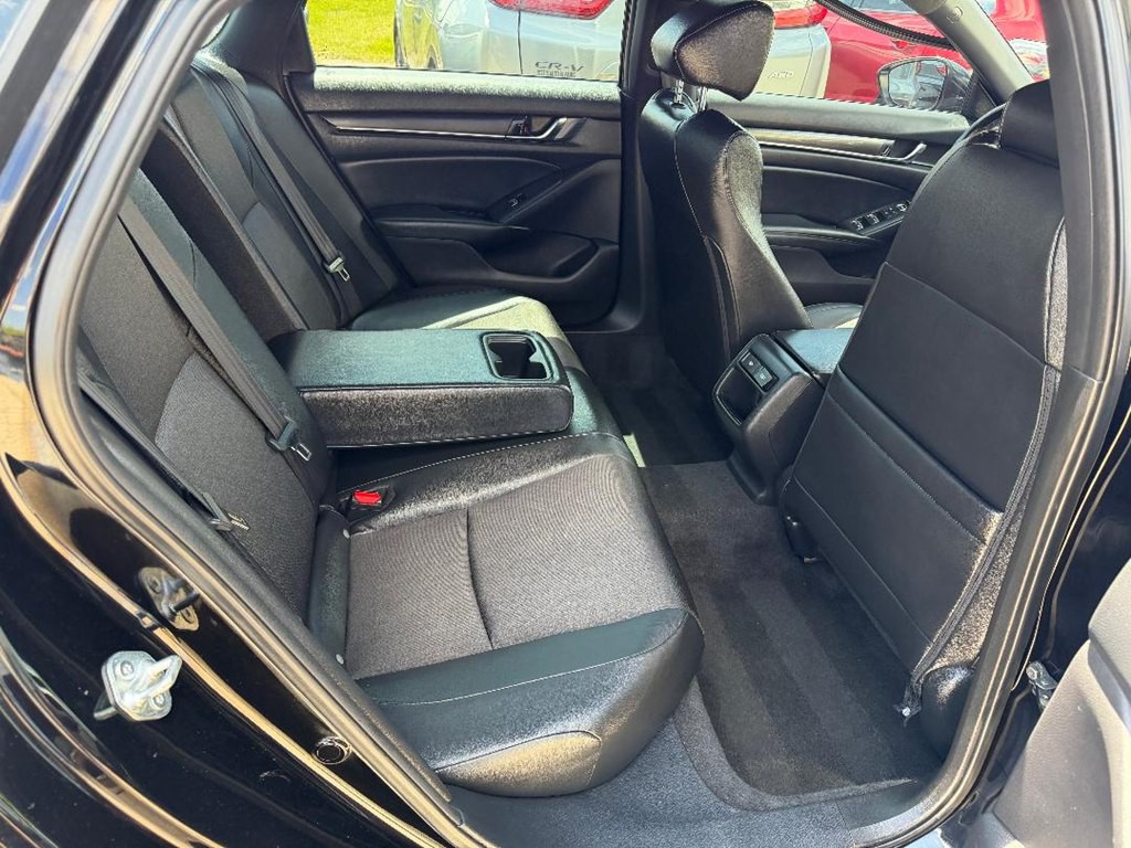 2022 Honda Accord Image 11