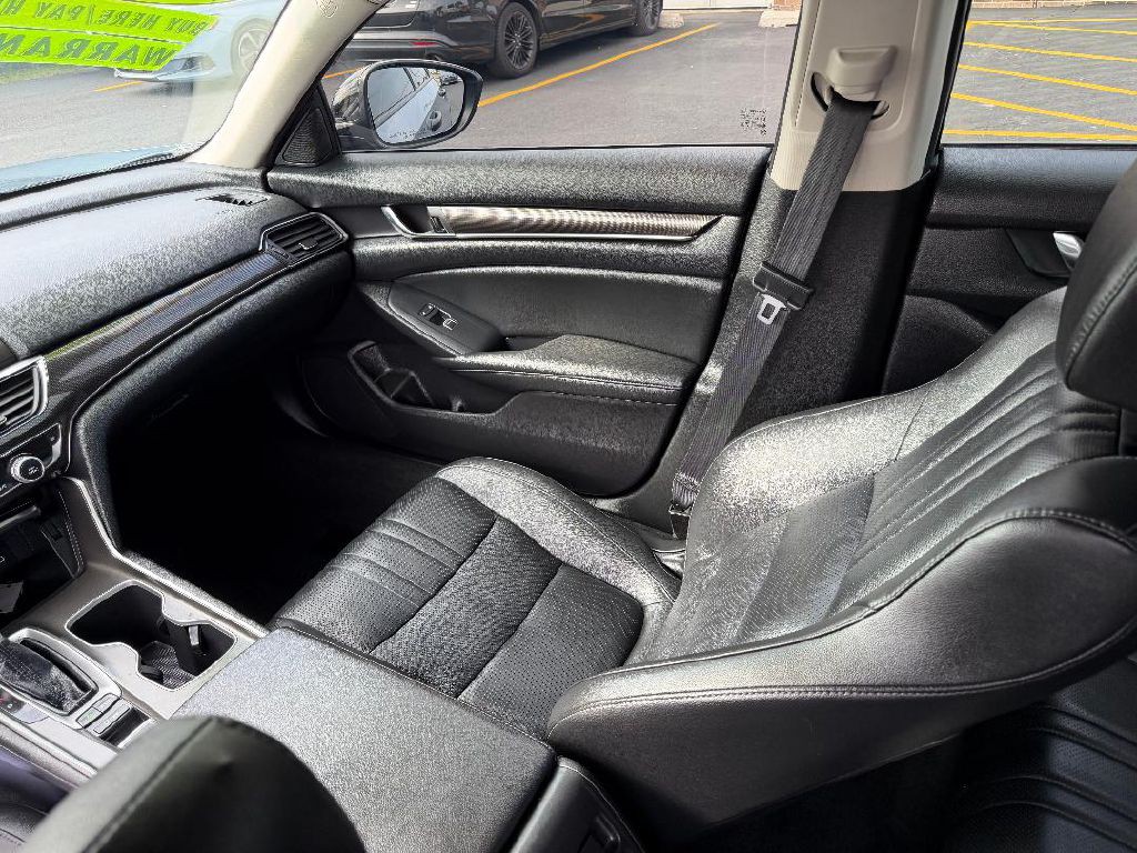 2021 Honda Accord Image 10