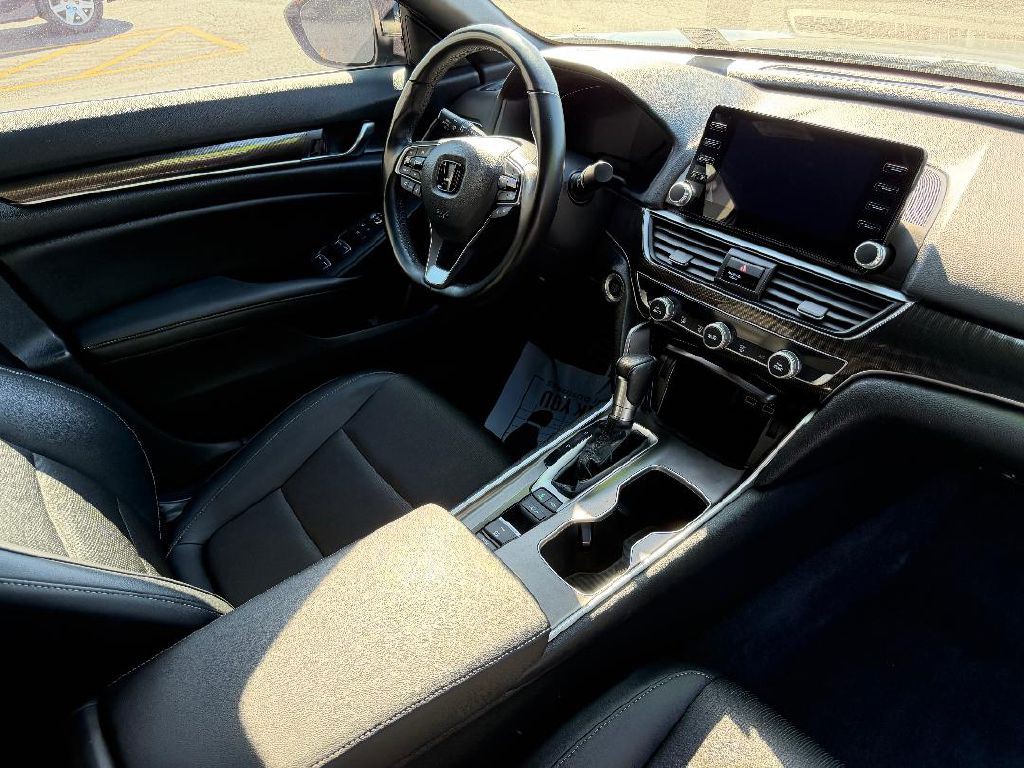 2022 Honda Accord Image 11
