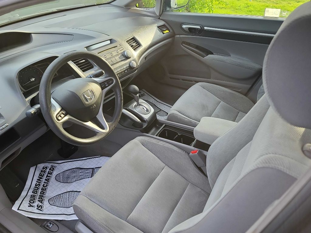 2010 Honda Civic Image 8