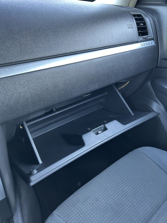 2010 Dodge Charger Image 13