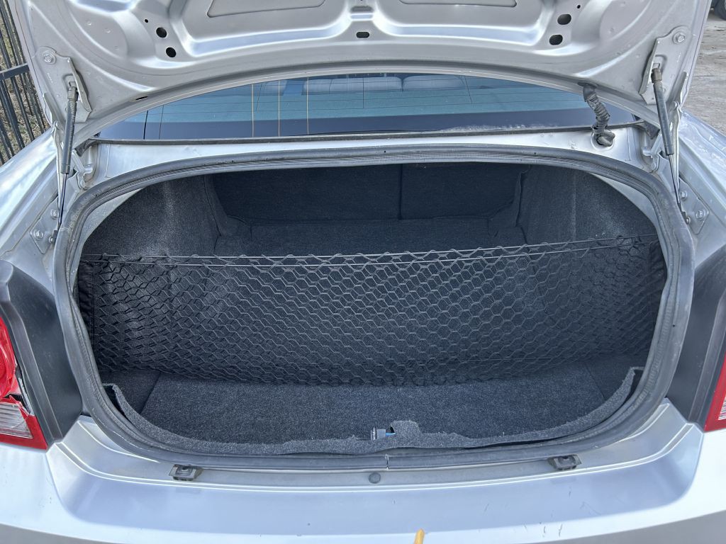 2010 Dodge Charger Image 14