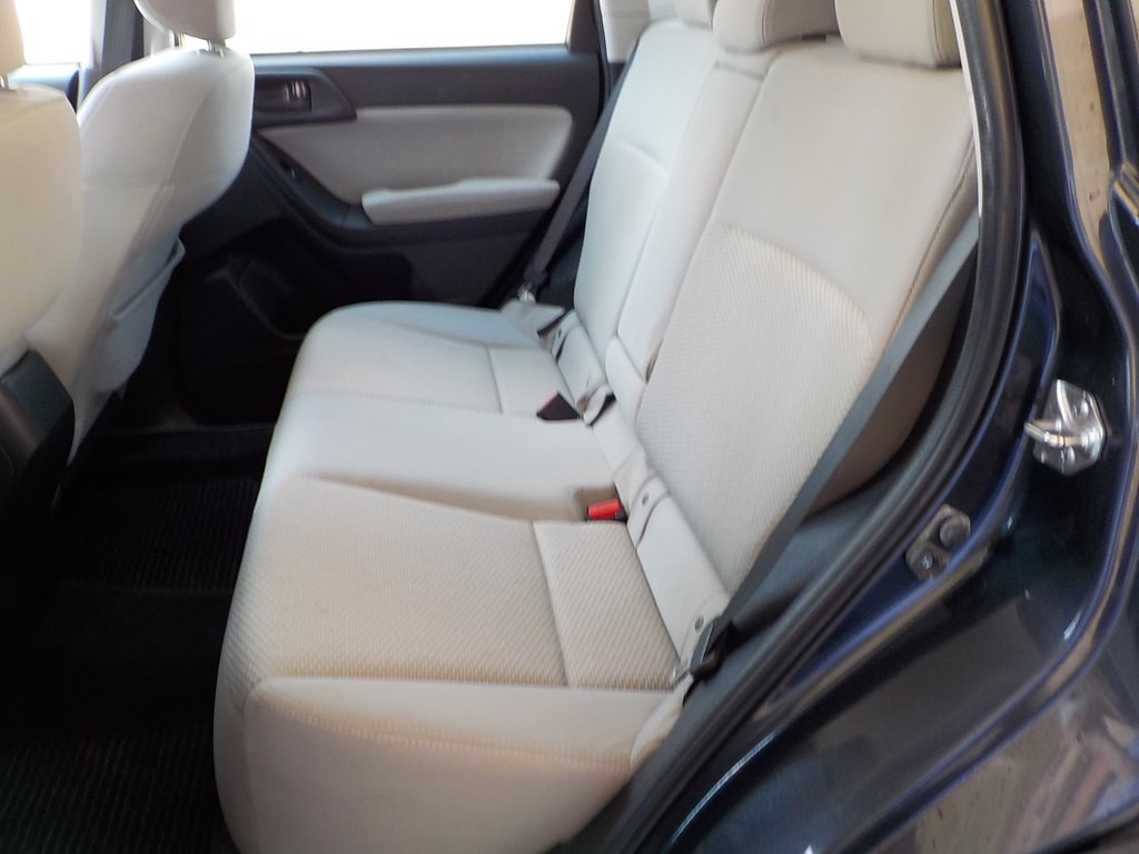 2015 Subaru Forester Image 21