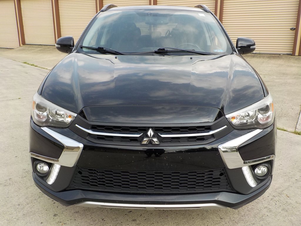 2018 Mitsubishi Outlander Image 3