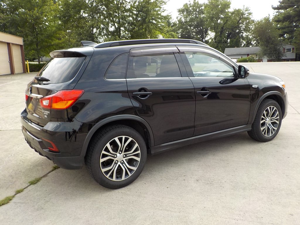 2018 Mitsubishi Outlander Image 5