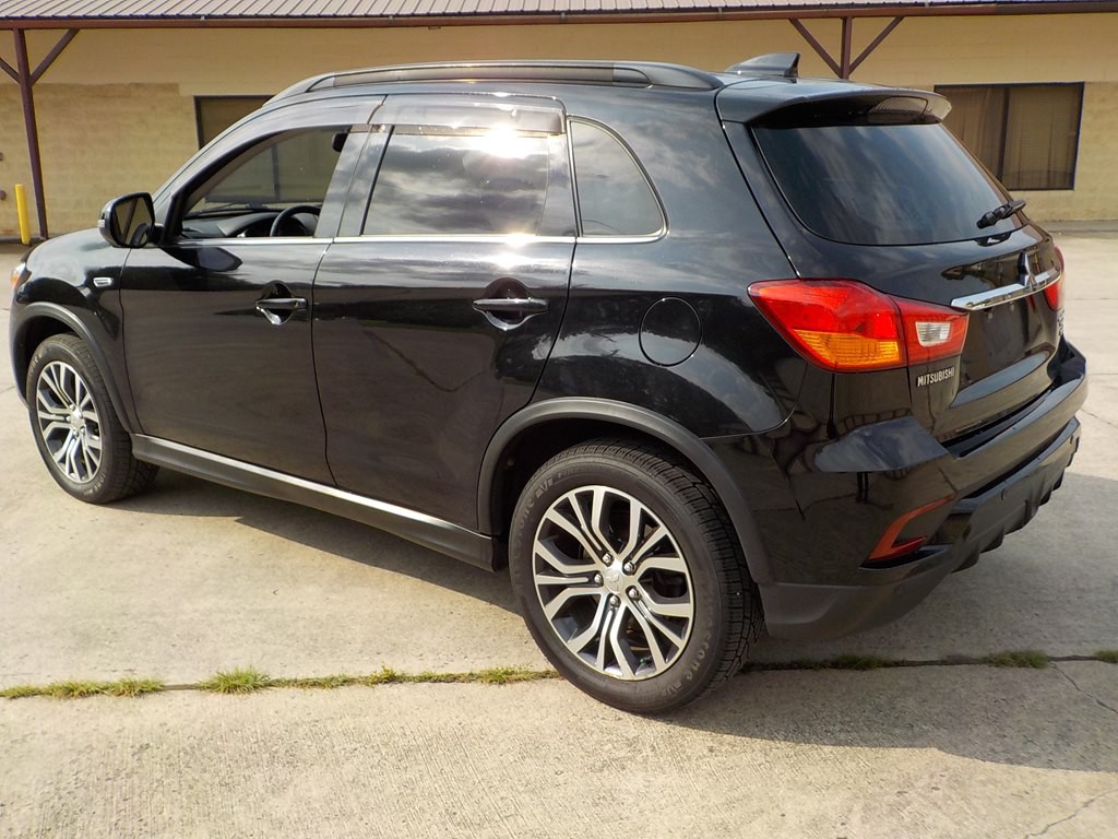 2018 Mitsubishi Outlander Image 7