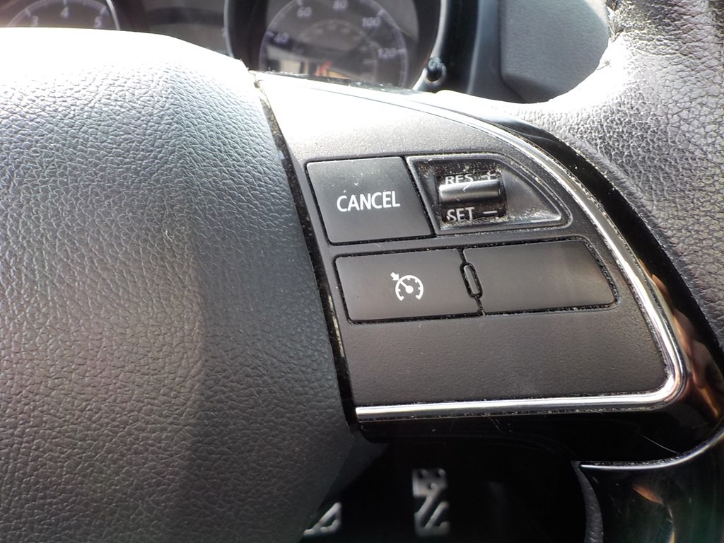 2018 Mitsubishi Outlander Image 15