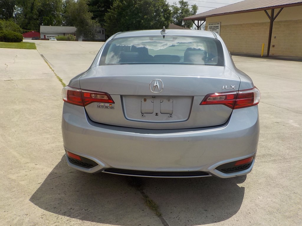 2016 Acura ILX Image 6