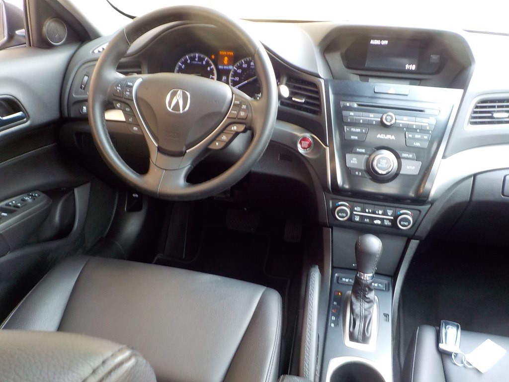 2016 Acura ILX Image 28