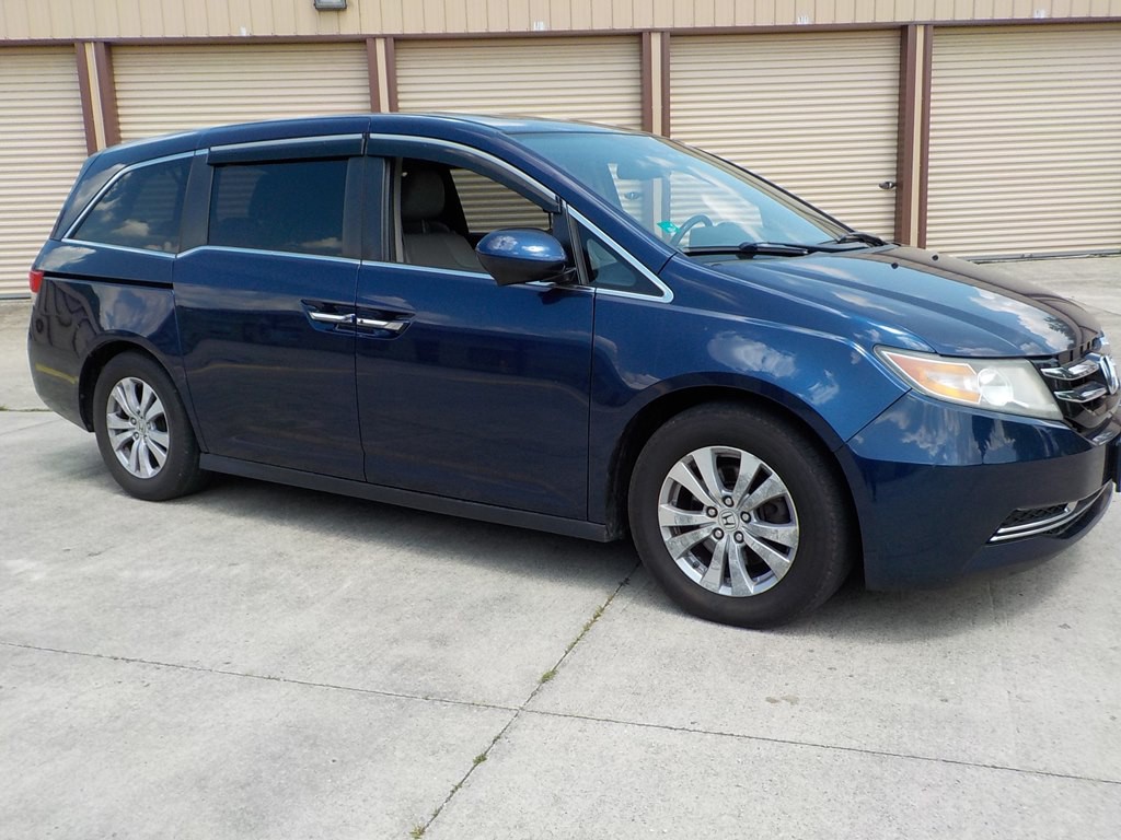 2015 Honda Odyssey Image 3