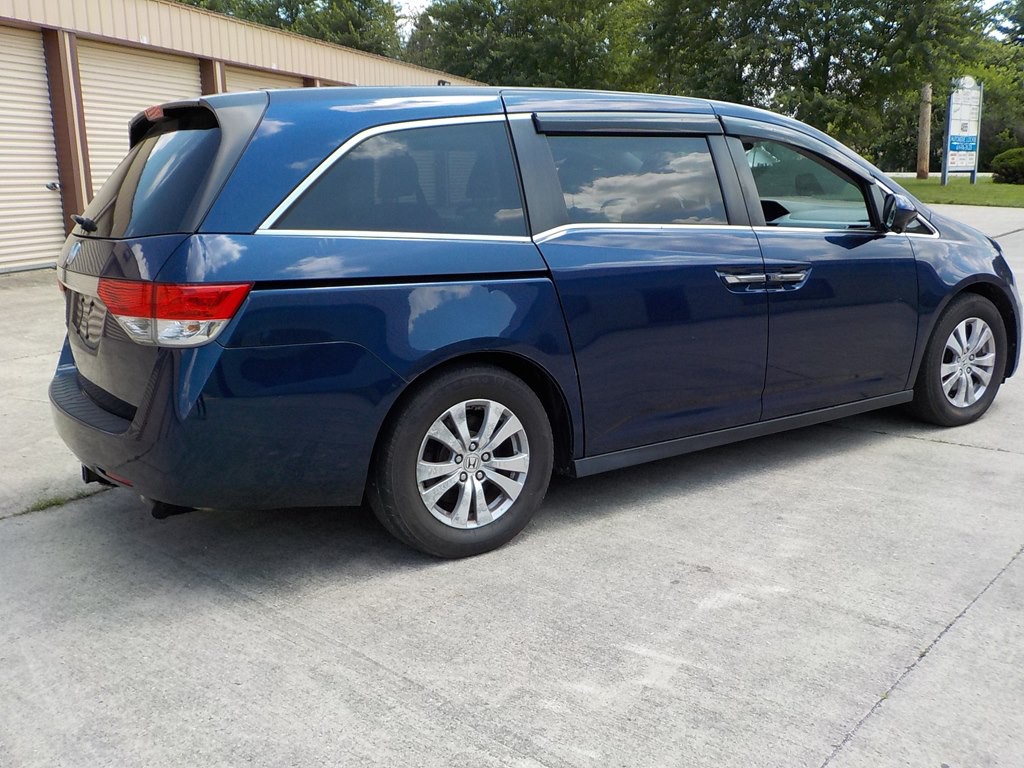 2015 Honda Odyssey Image 4
