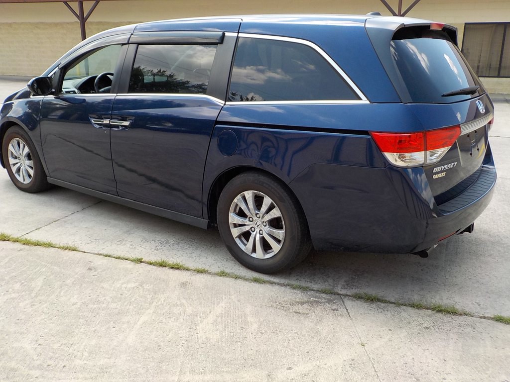 2015 Honda Odyssey Image 6