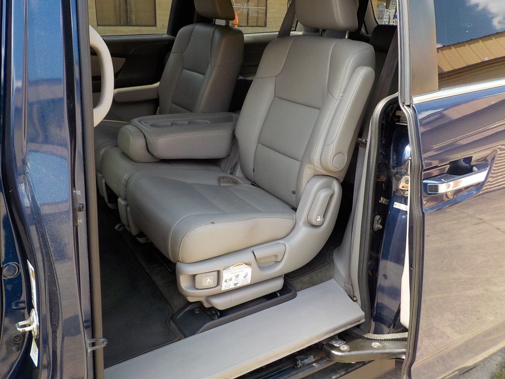 2015 Honda Odyssey Image 10
