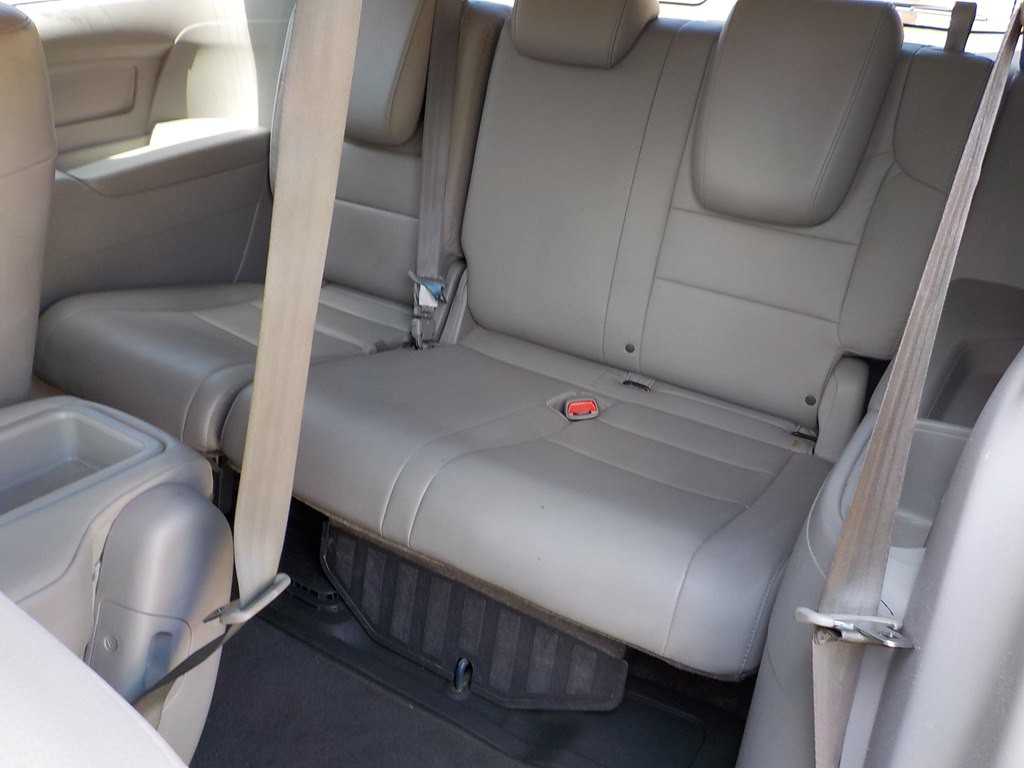 2015 Honda Odyssey Image 11