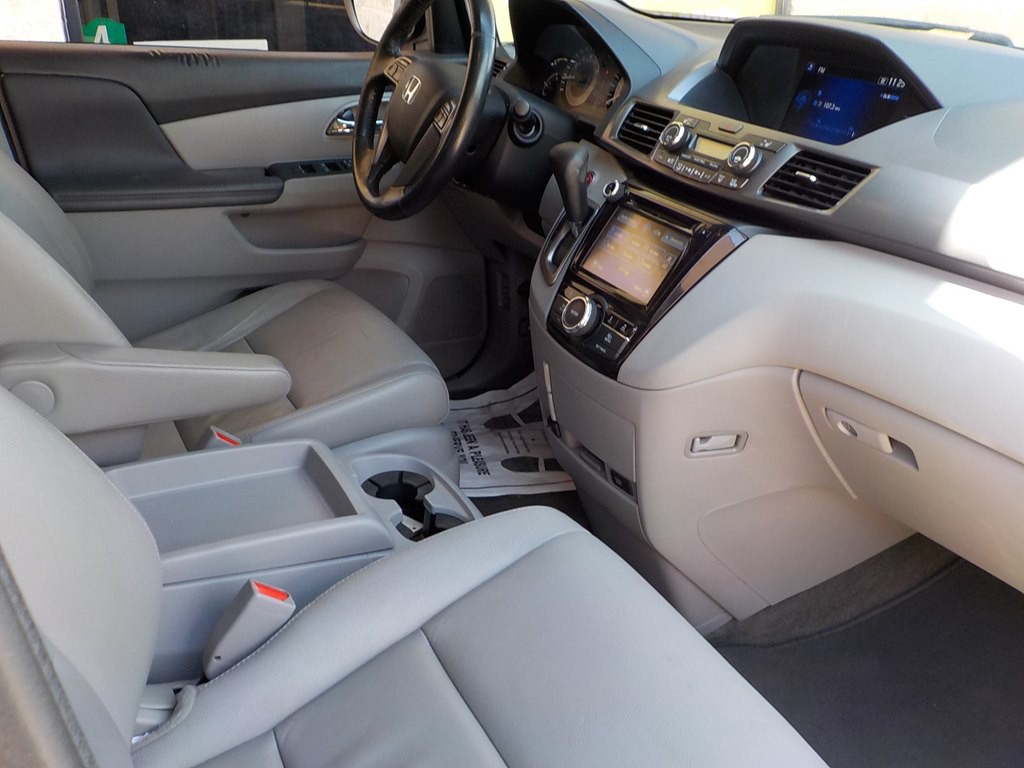 2015 Honda Odyssey Image 26