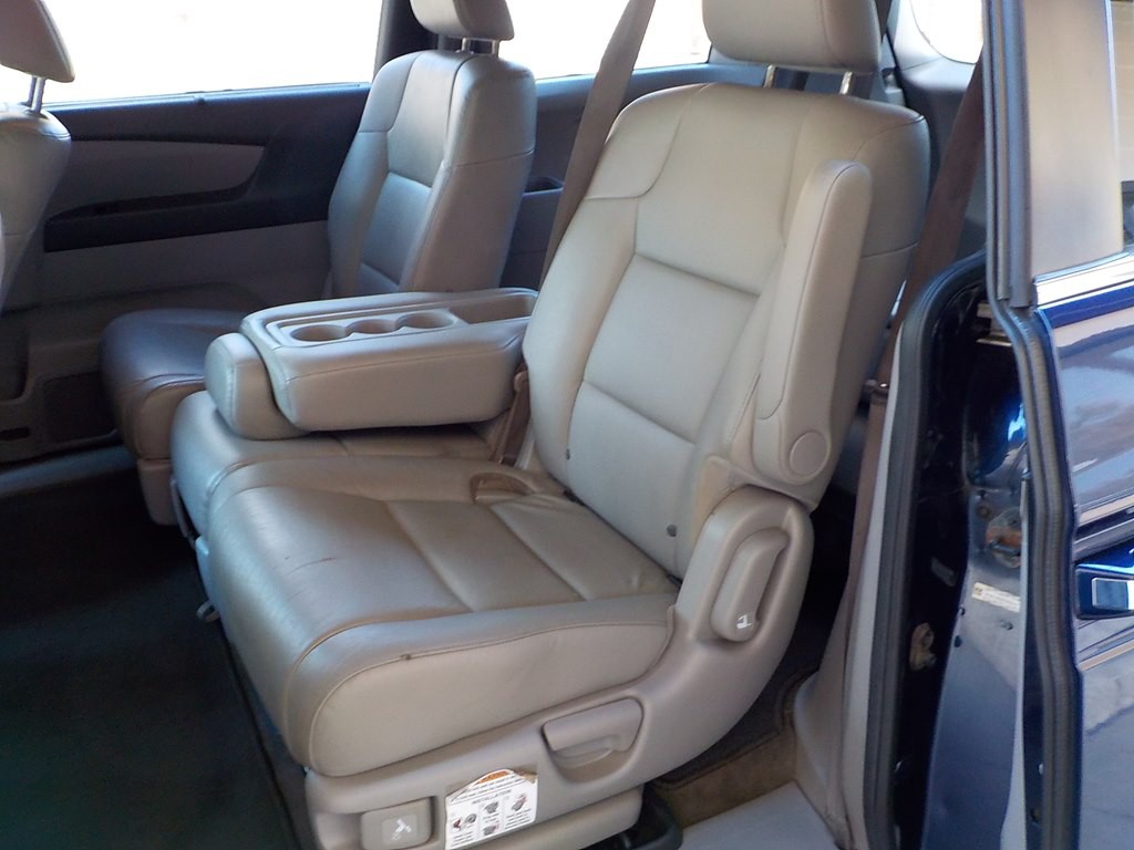 2015 Honda Odyssey Image 25