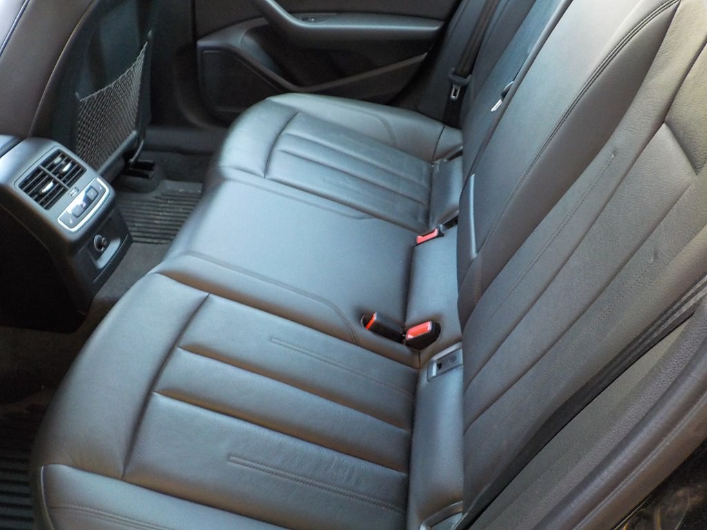2017 Audi A4 Image 22