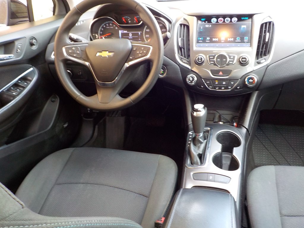 2018 Chevrolet Cruze Image 19