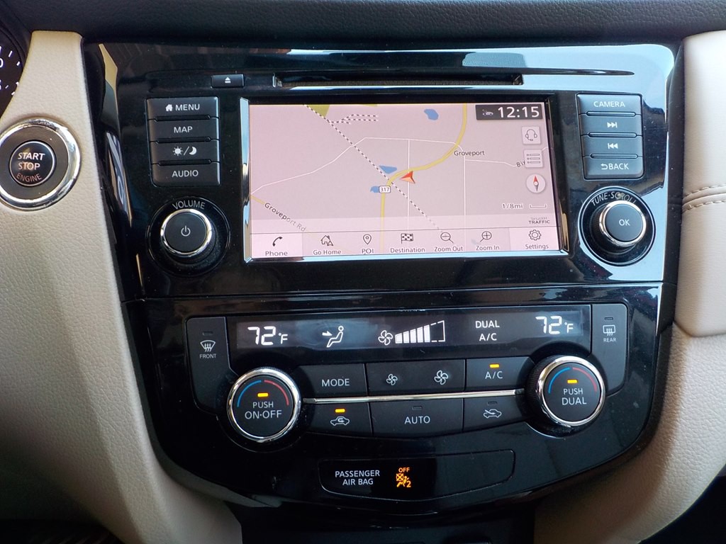 2019 Nissan Rogue Image 17