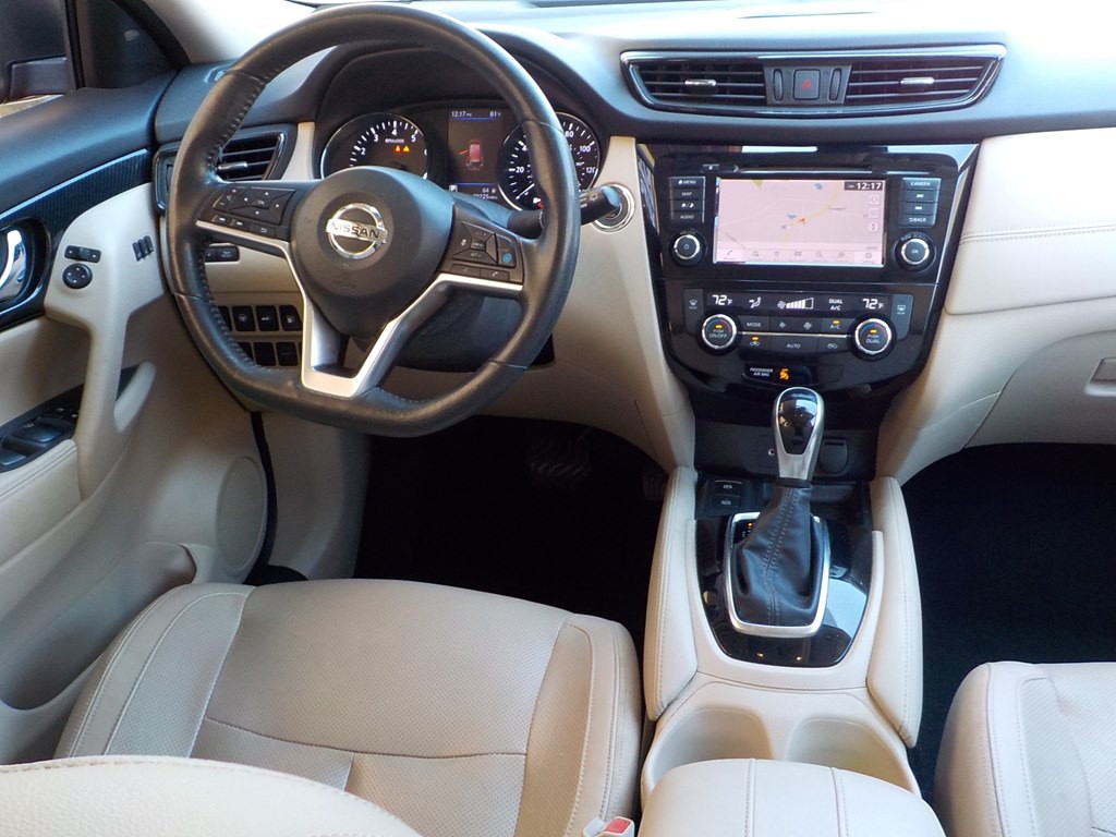 2019 Nissan Rogue Image 24