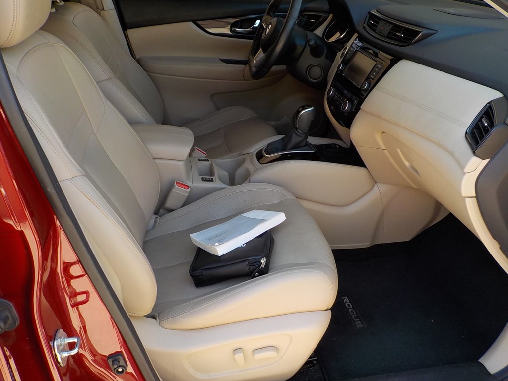 2019 Nissan Rogue Image 29