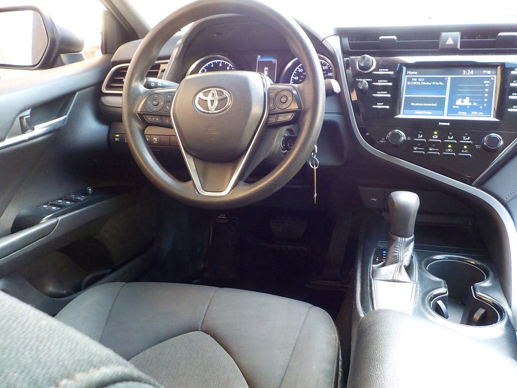 2020 Toyota Camry Image 22
