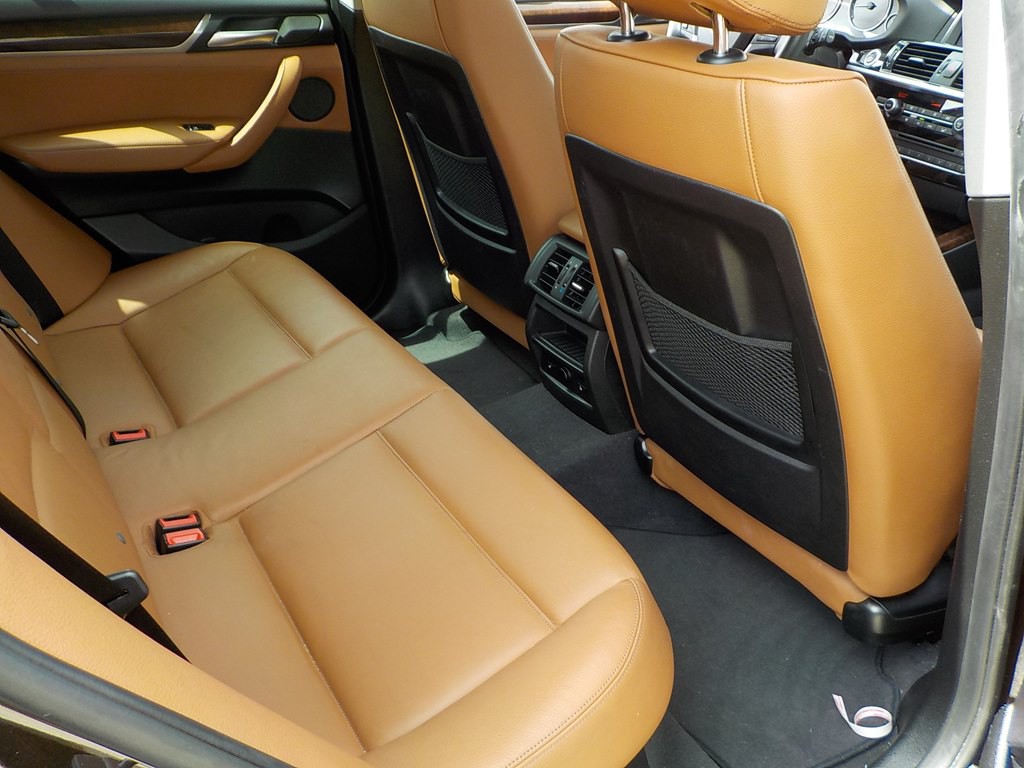 2016 BMW X3 Image 24