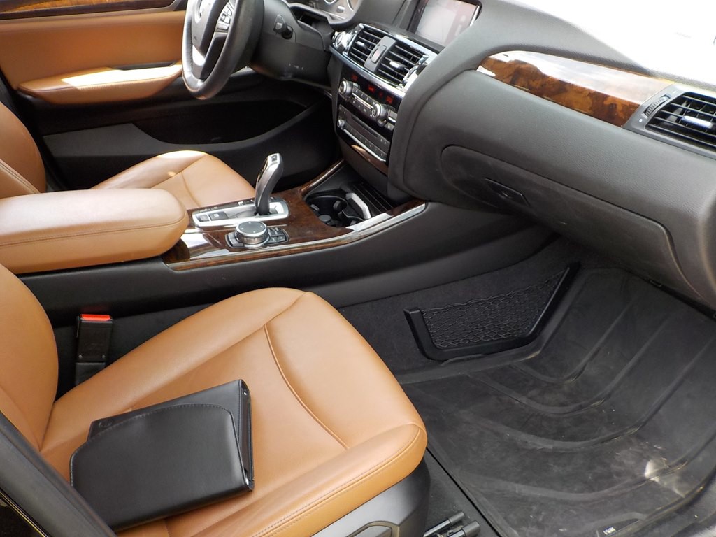 2016 BMW X3 Image 25