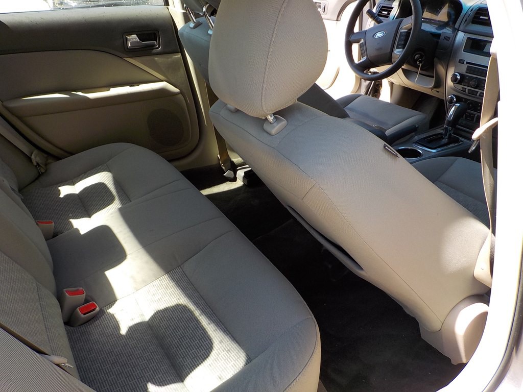2012 Ford Fusion Image 25