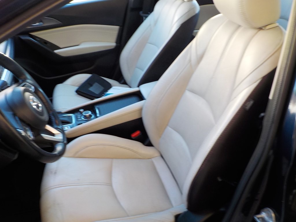 2017 Mazda Mazda3 Image 12