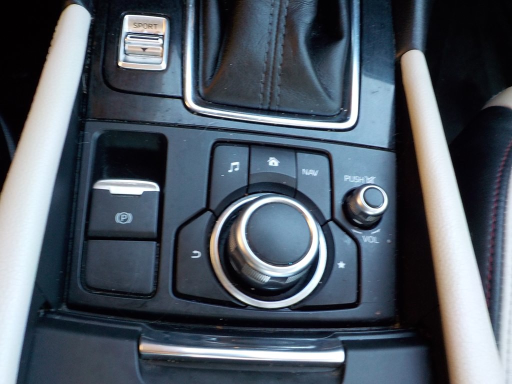 2017 Mazda Mazda3 Image 19