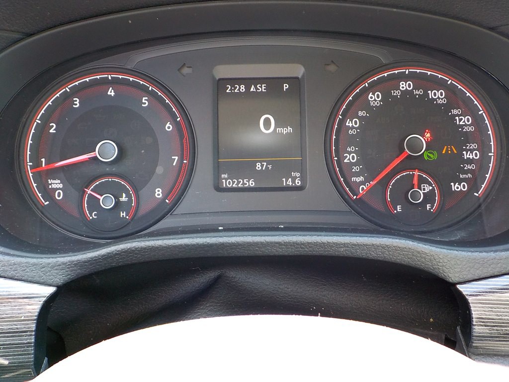2020 Volkswagen Passat Image 10