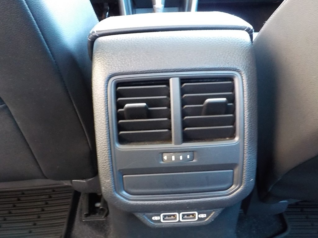 2020 Volkswagen Passat Image 22