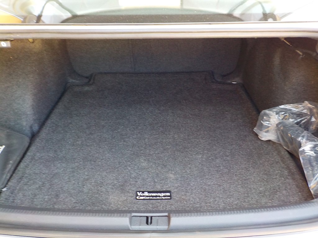 2020 Volkswagen Passat Image 26