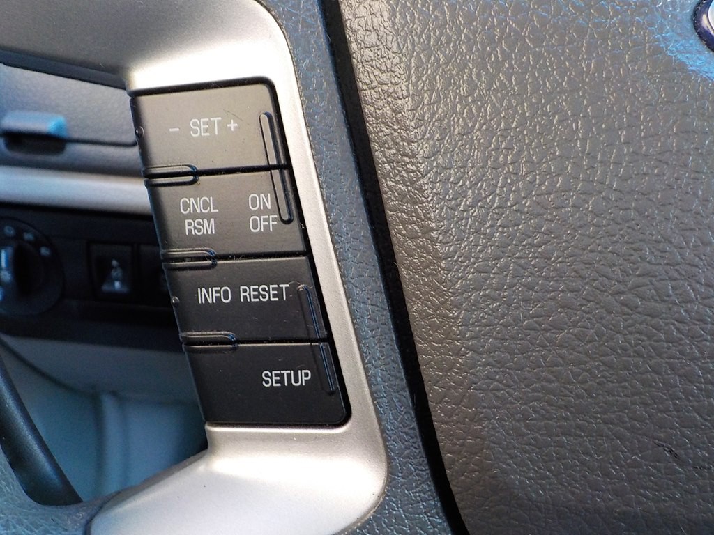 2010 Ford Fusion Image 11