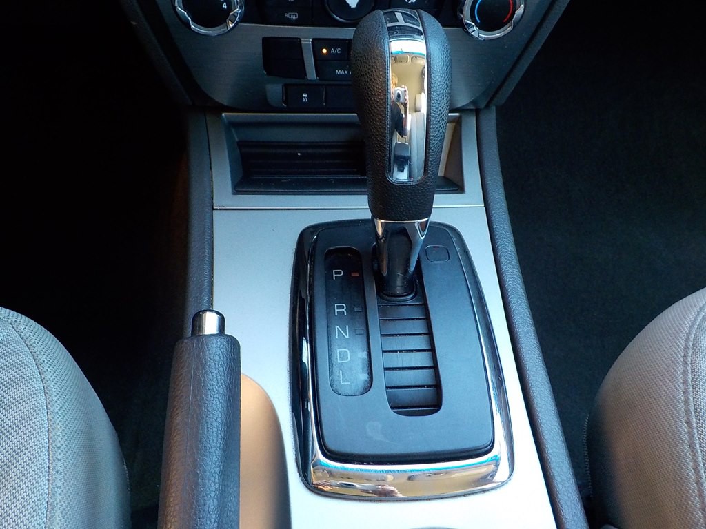 2010 Ford Fusion Image 15