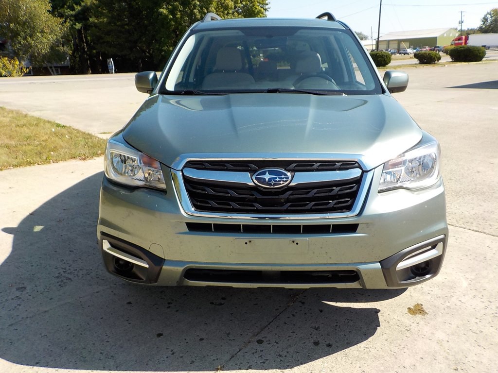2017 Subaru Forester Image 3