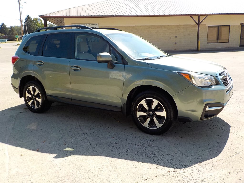 2017 Subaru Forester Image 4