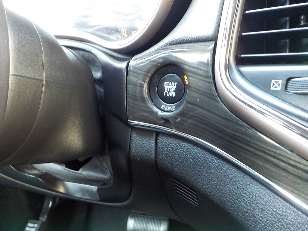 2014 Jeep Grand Cherokee Image 17