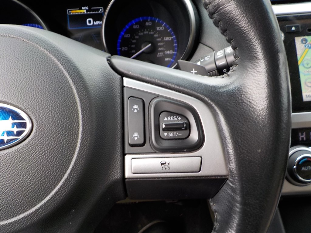 2015 Subaru Outback Image 16