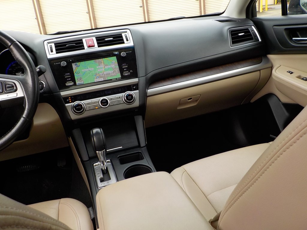 2015 Subaru Outback Image 26